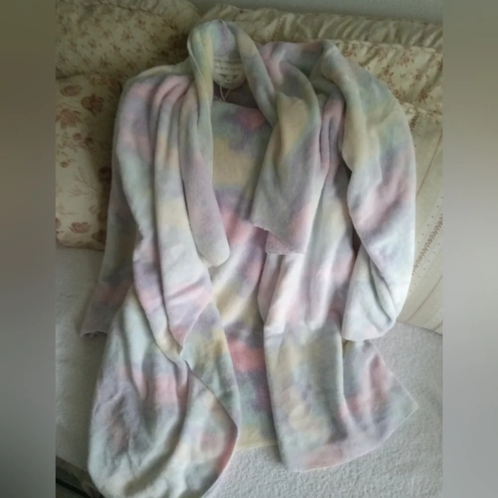 Berkshire Soft Pastel Women's Robe - Picture 2 of 3